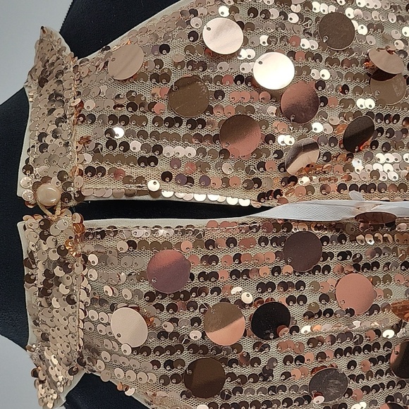 Sequin Halter Top - Picture 16 of 16